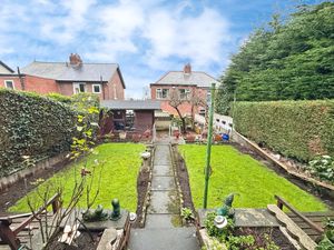 Photo 8- click for photo gallery